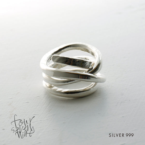 クロス✠ウィンドウシルバー925リングSIZE約17号期間限定出品✮サファイア✚ 46c7017461cf22b706b05c6265edfd