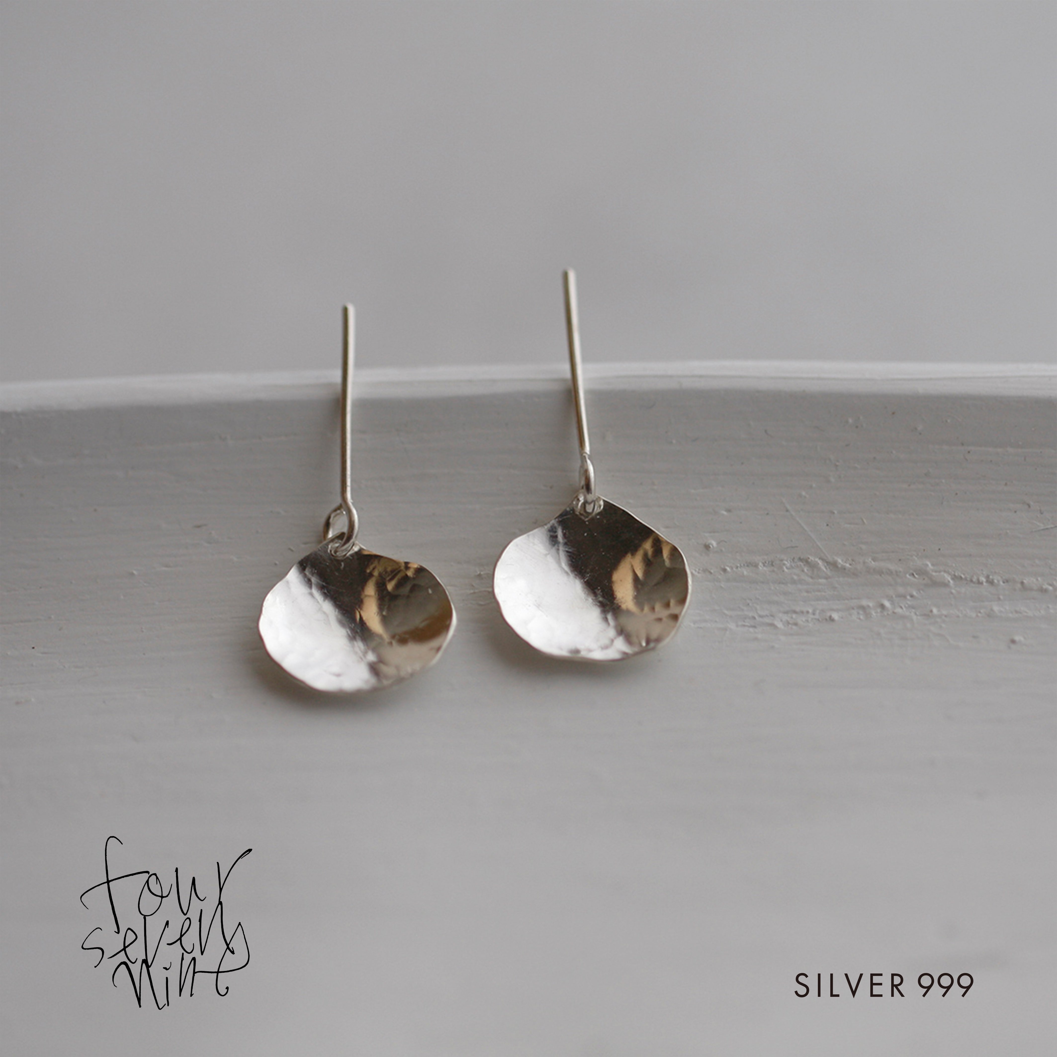 04-065 | PIERCED EARRING | four seven nine