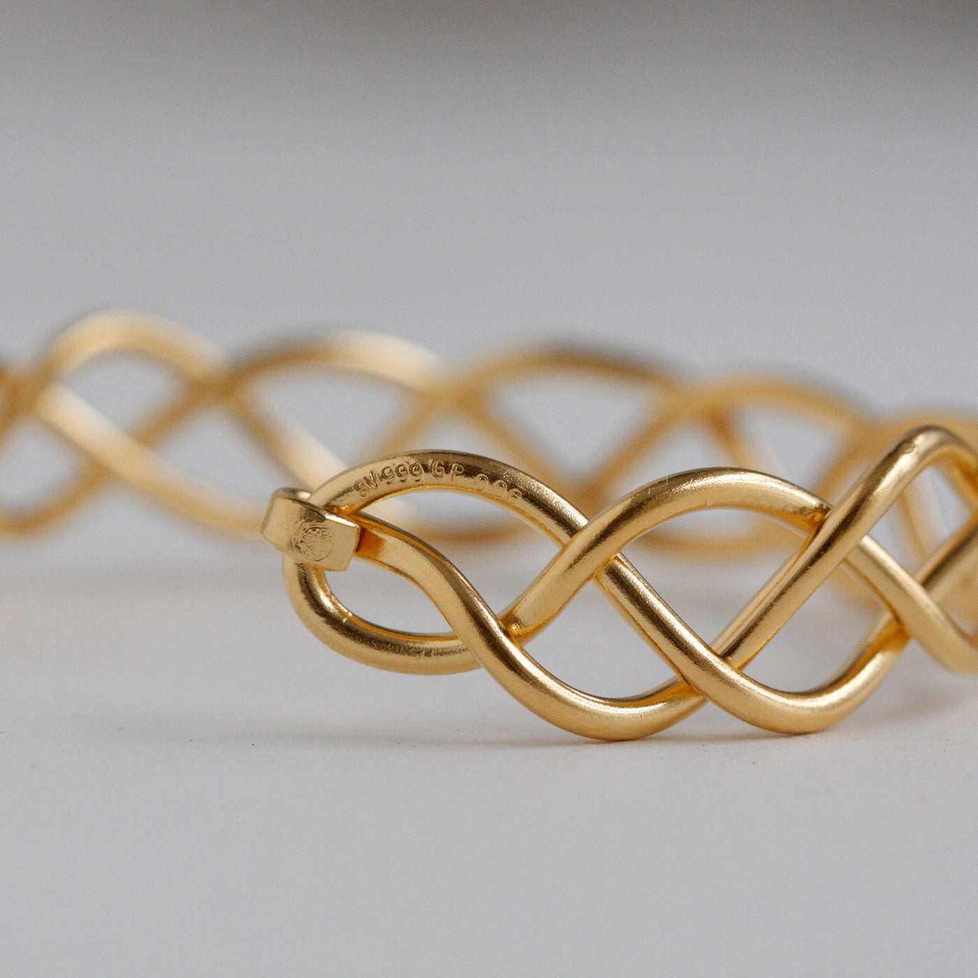 02-105 | BANGLE | four seven nine